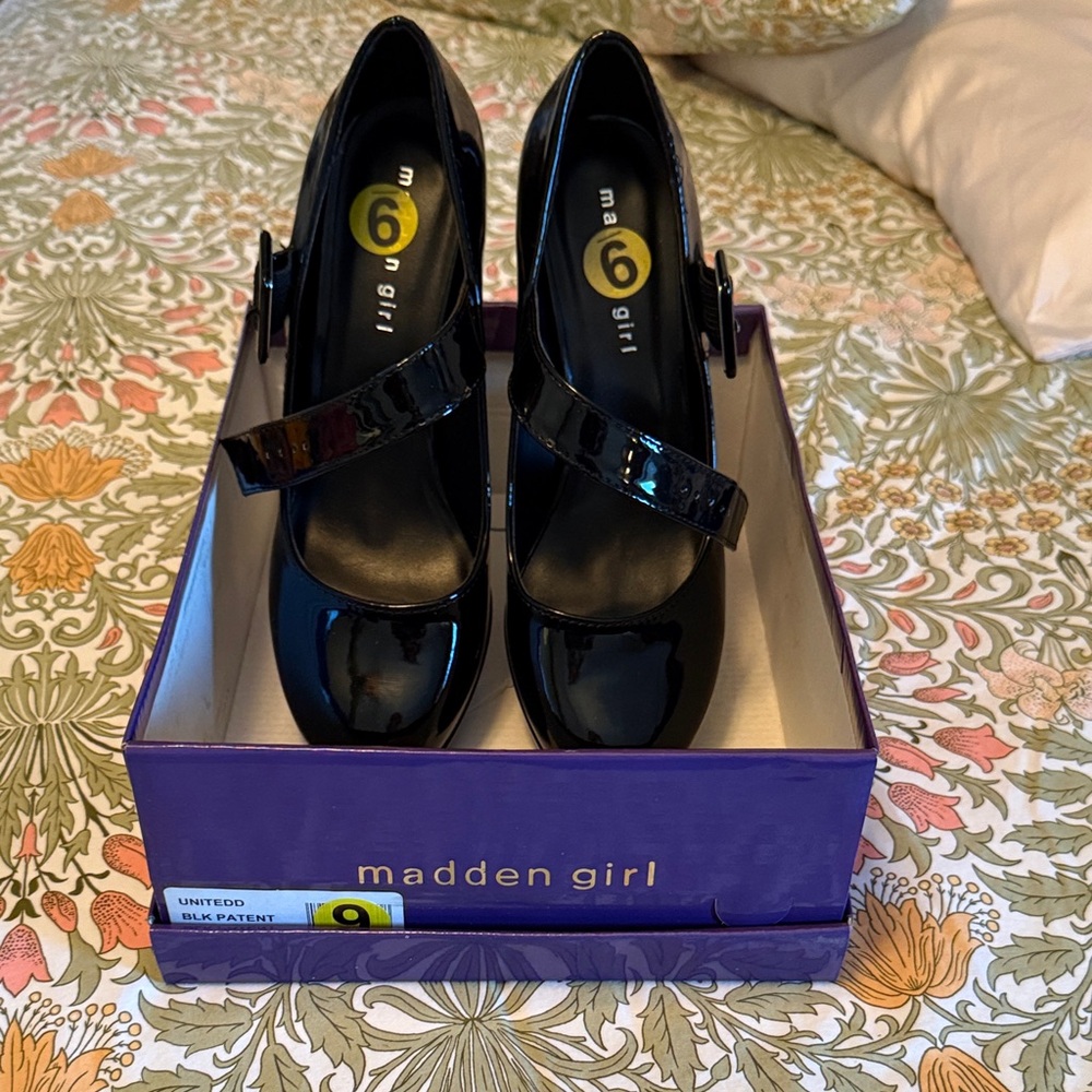 Madden Girl Black Patent Mary Jane Pumps